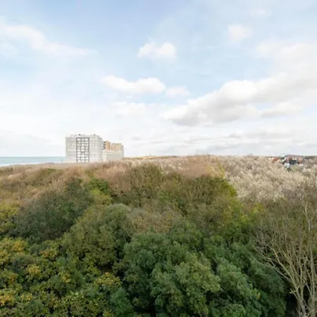 By North Sea With Stunning Views Apartmán